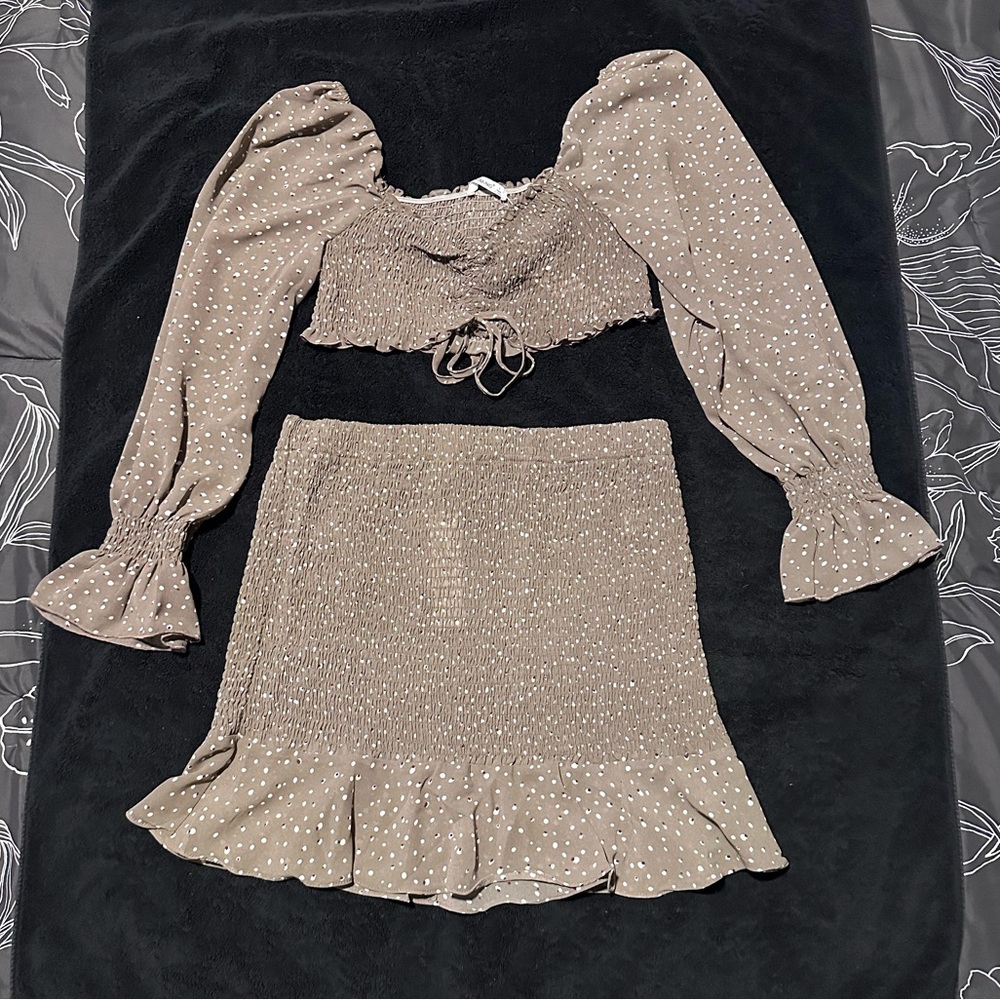 Tilly’s TIMINGS Smock Cinch Front Womens Top & Skirt